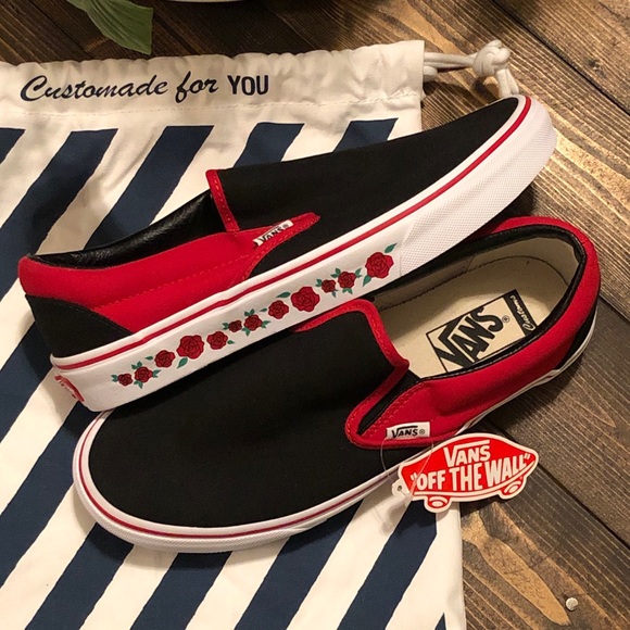 NEW🌹9.5 VANS Red Roses Asher Slip In🌹W9.5/M8/UK7 Custom - Picture 3 of 7
